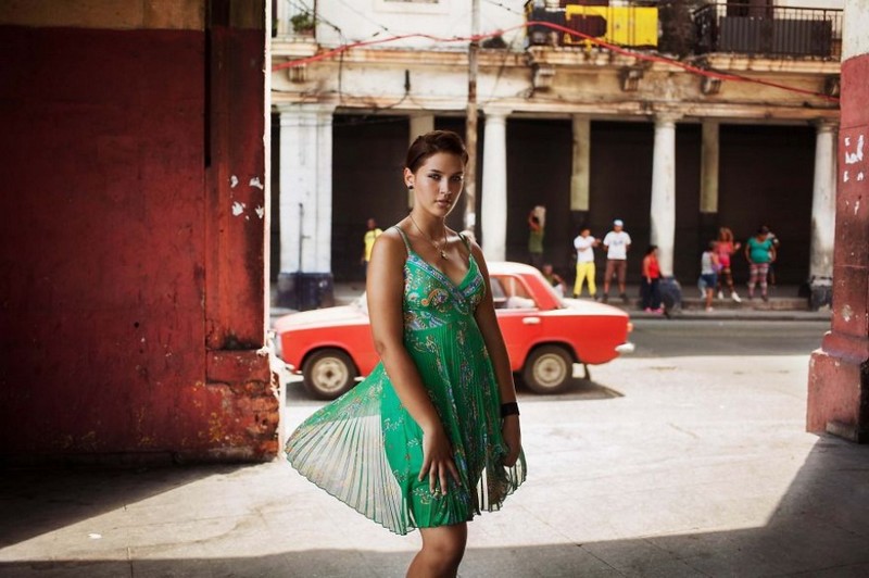 Фото девушки, Куба