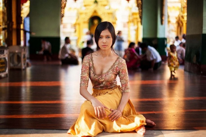 Фото девушки, Мьянма